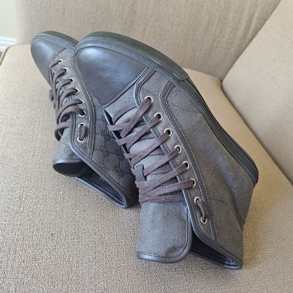 Gucci Brown Monogram High-Top Canvas Sneakers Gucci Size 8/US 8.5 - Picture 6 of 15